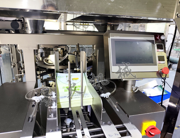 全自動給袋式麥片包裝機實拍圖